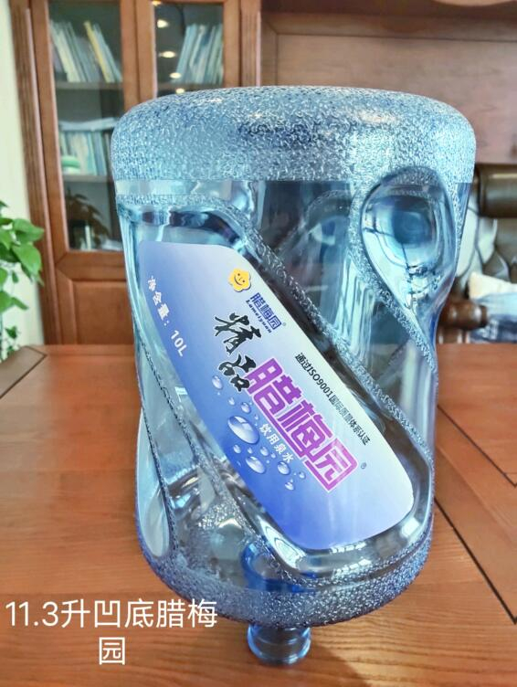 公司常年出售水桶破粹料，價格來電詳談